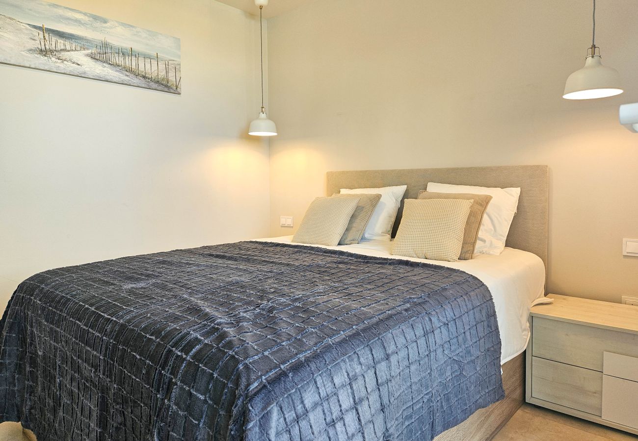 Apartment in La Cala de Mijas - Two bedroom pool front apartment