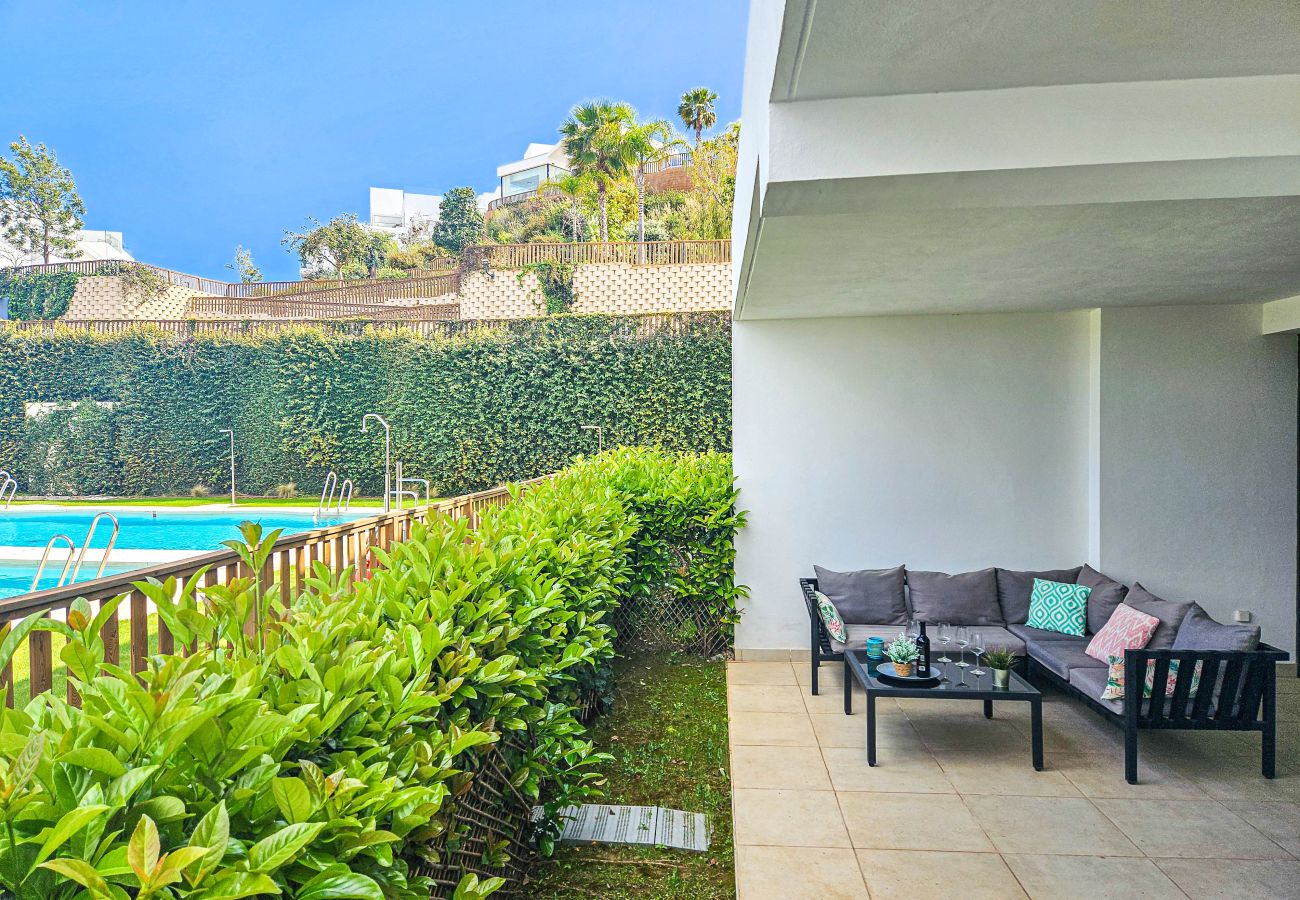 Apartment in La Cala de Mijas - Two bedroom pool front apartment