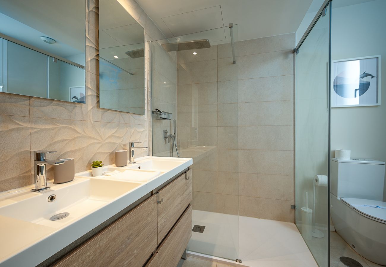 Apartment in La Cala de Mijas - Two bedroom pool front apartment