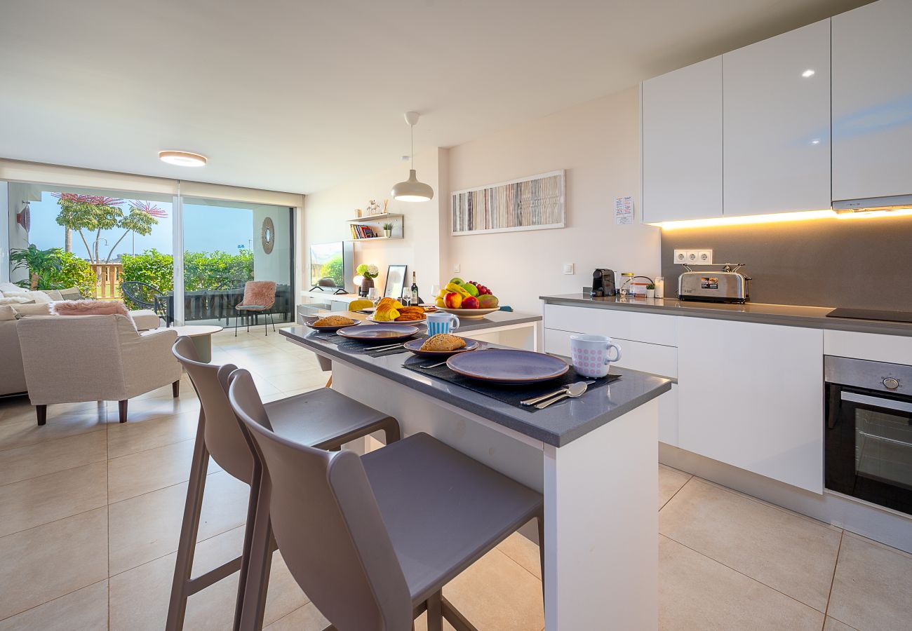 Apartment in La Cala de Mijas - Two bedroom pool front apartment