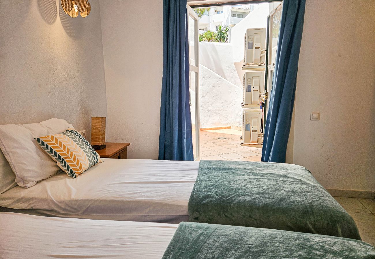 Apartment in Mijas Costa - Two bedroom garden apartment