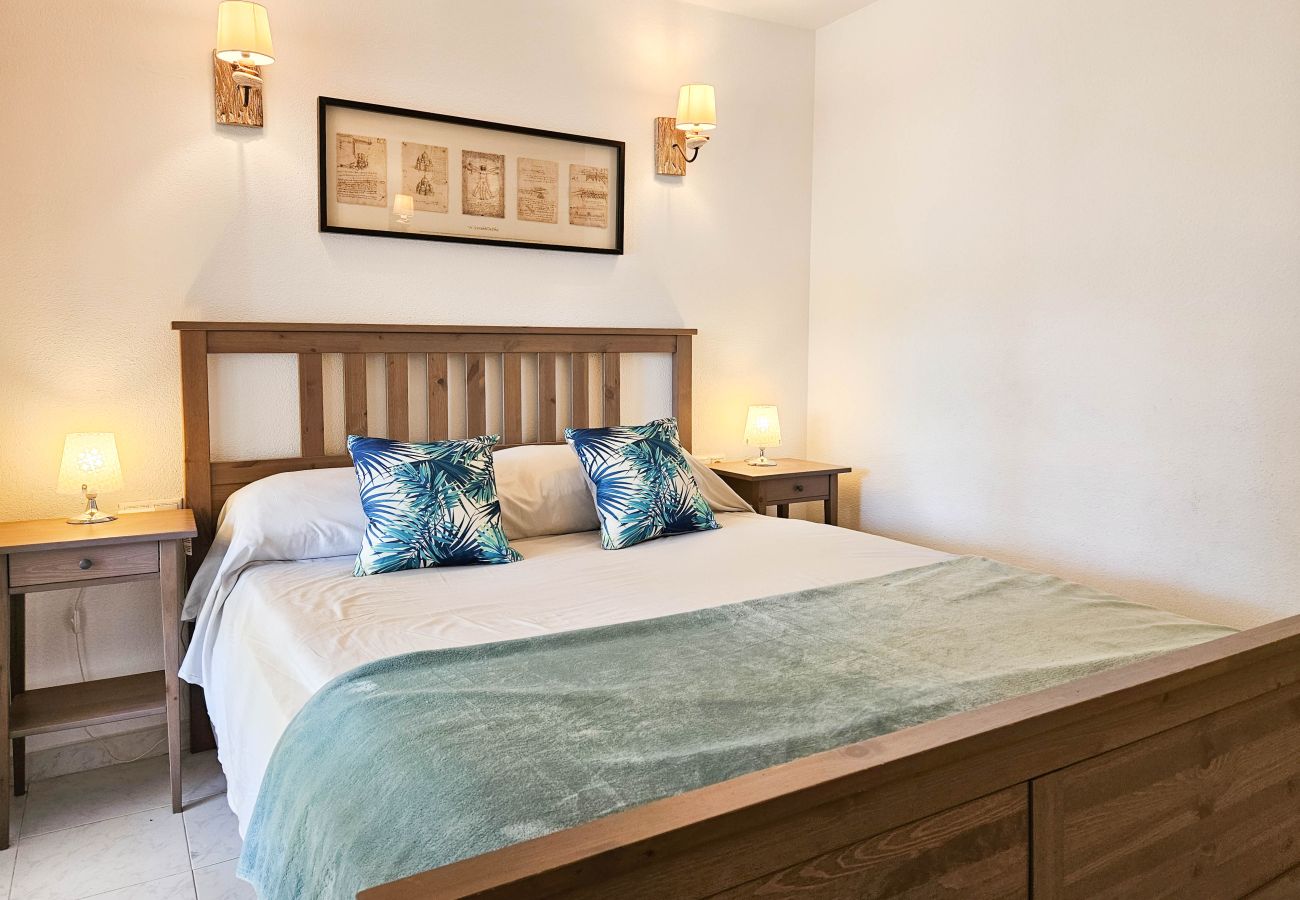 Apartment in Mijas Costa - Two bedroom garden apartment