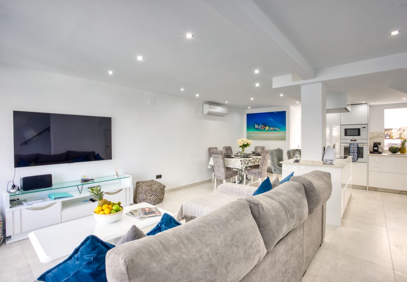Terraced House in La Cala de Mijas - Luxury 3 bedroom beachfront townhouse