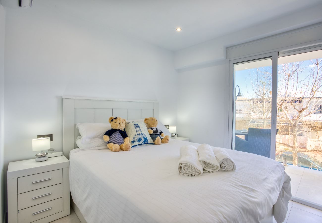 Terraced House in La Cala de Mijas - Luxury 3 bedroom beachfront townhouse