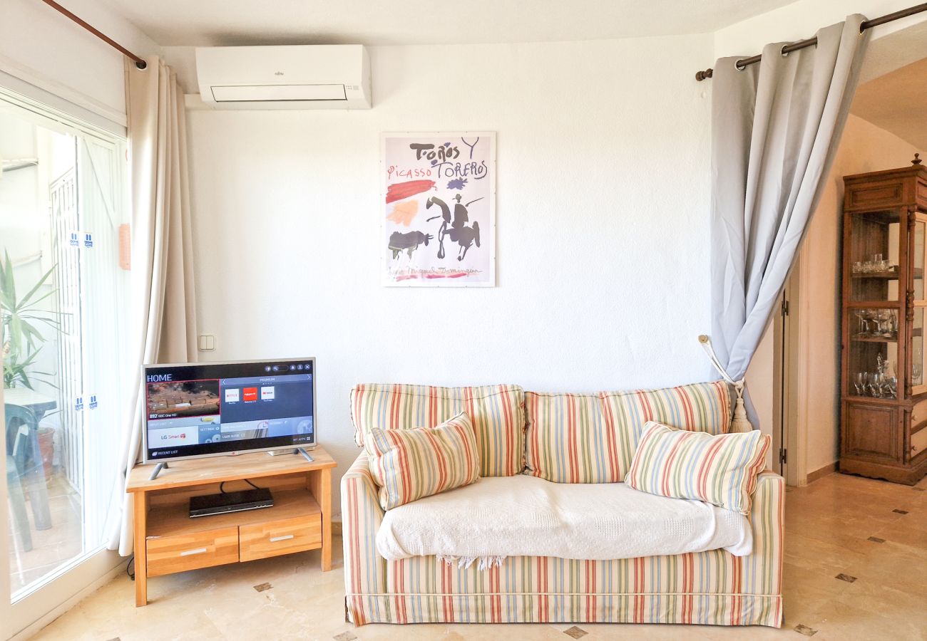 Apartment in Mijas Costa - Two bedroom apartment El porton, Calahonda