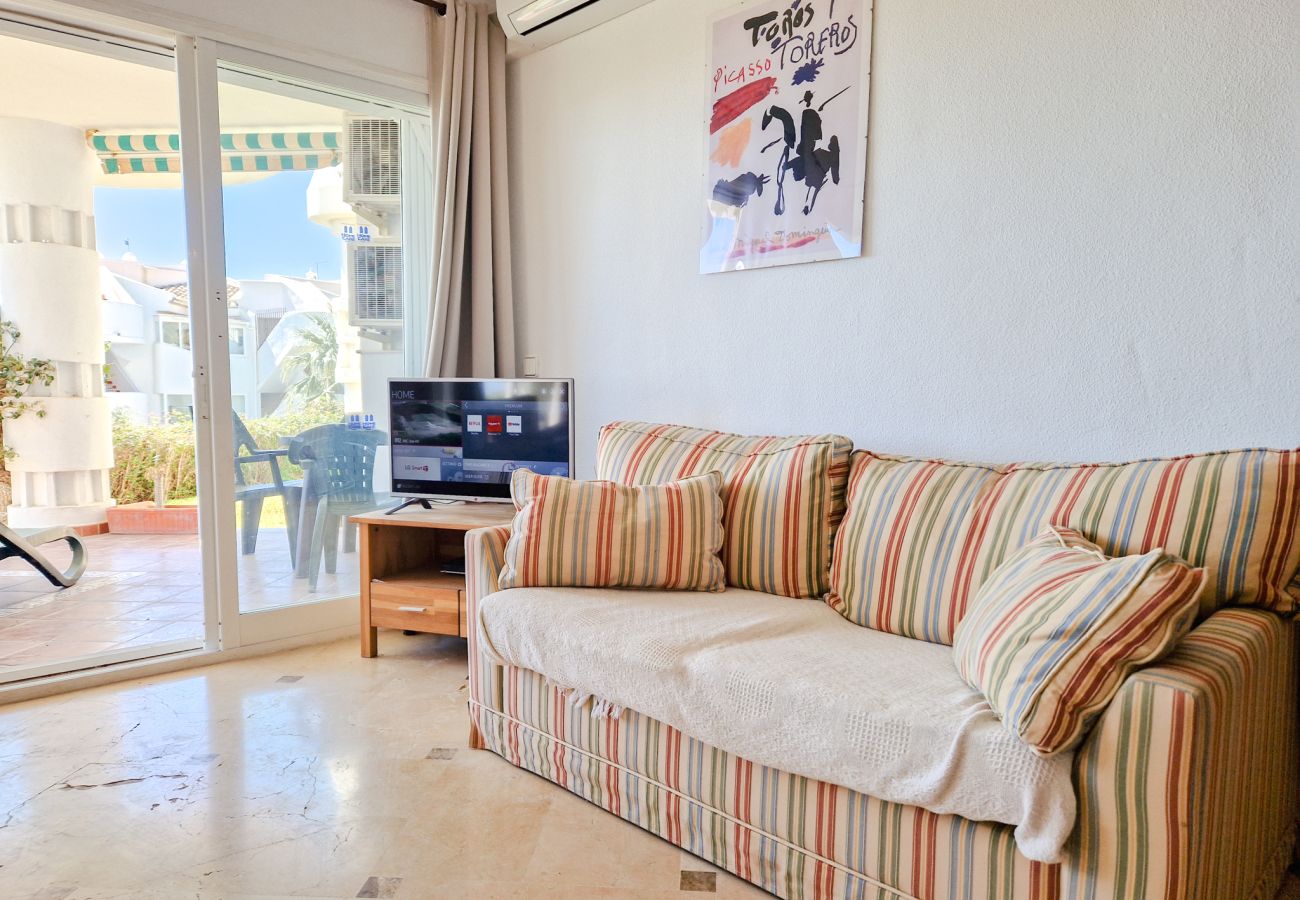 Apartment in Mijas Costa - Two bedroom apartment El porton, Calahonda