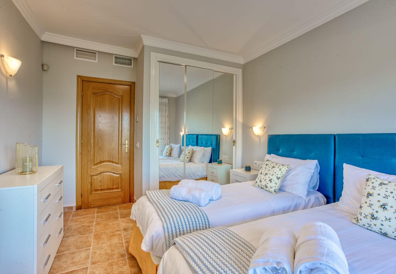 Villa in Mijas Costa - Casa Lorraine, 4 bedroom villa, private pool