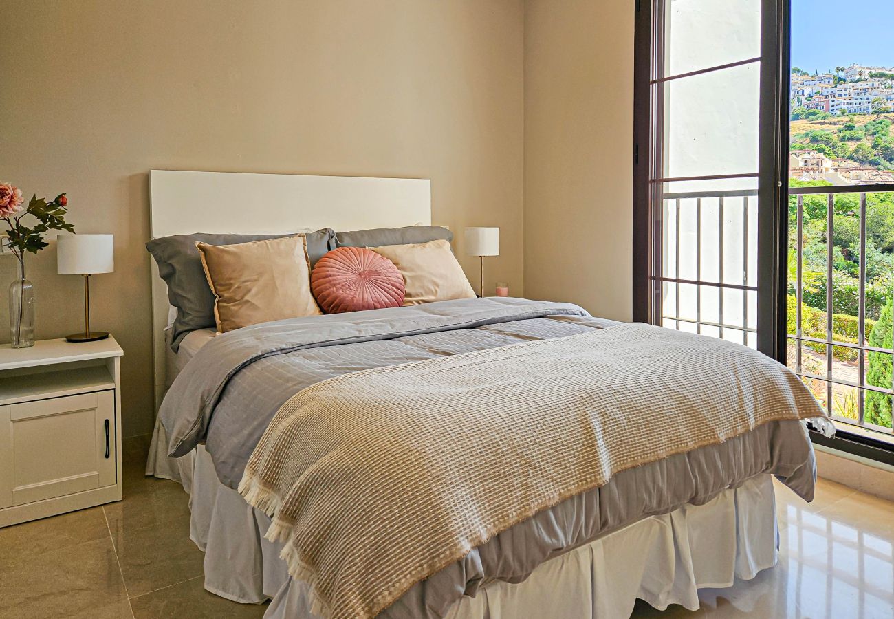 Apartment in Benahavís - Two bedroom apartment in Benahavis