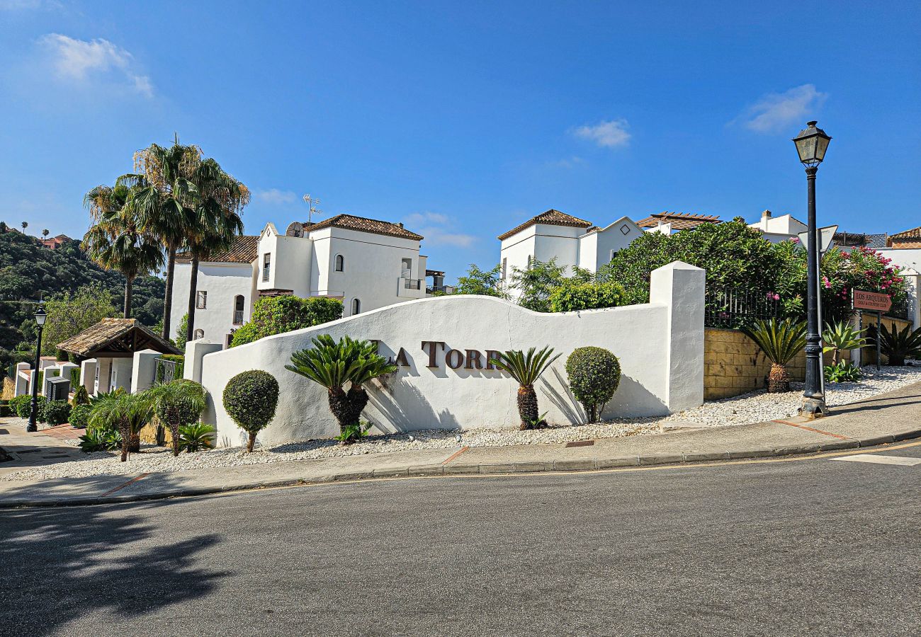 Apartment in Benahavís - Two bedroom apartment in Benahavis