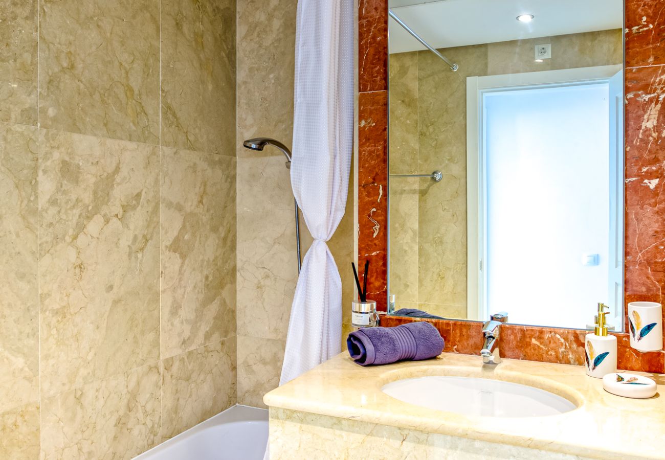 Apartment in Mijas Costa - 3 bedroom penthouse apartment, Mijas Golf