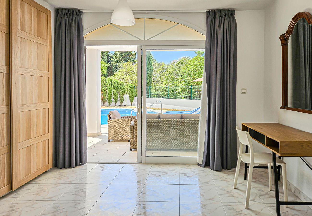 Villa in Mijas Costa - Villa with private pool, prime location in Riviera del Sol