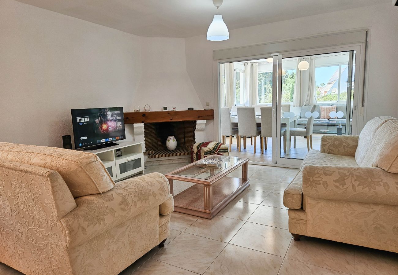 Villa in Mijas Costa - Villa with private pool, prime location in Riviera del Sol