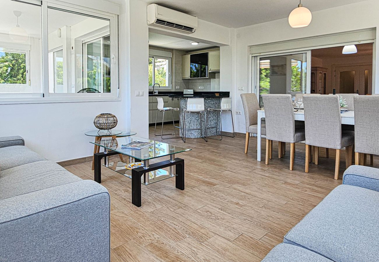 Villa in Mijas Costa - Villa with private pool, prime location in Riviera del Sol