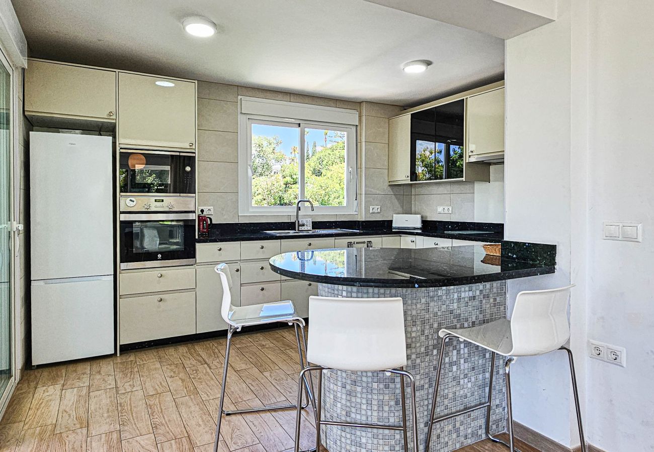 Villa in Mijas Costa - Villa with private pool, prime location in Riviera del Sol