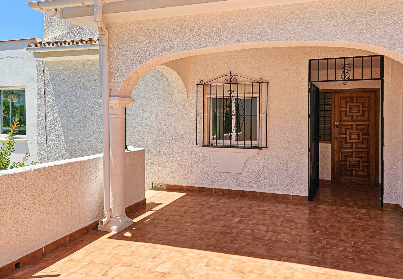 Villa in Mijas Costa - Villa with private pool, prime location in Riviera del Sol