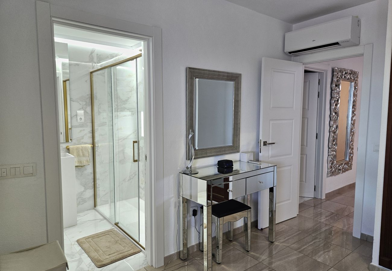 Terraced House in La Cala de Mijas - 3 Bedroom townhouse Urb Araijanal La Cala