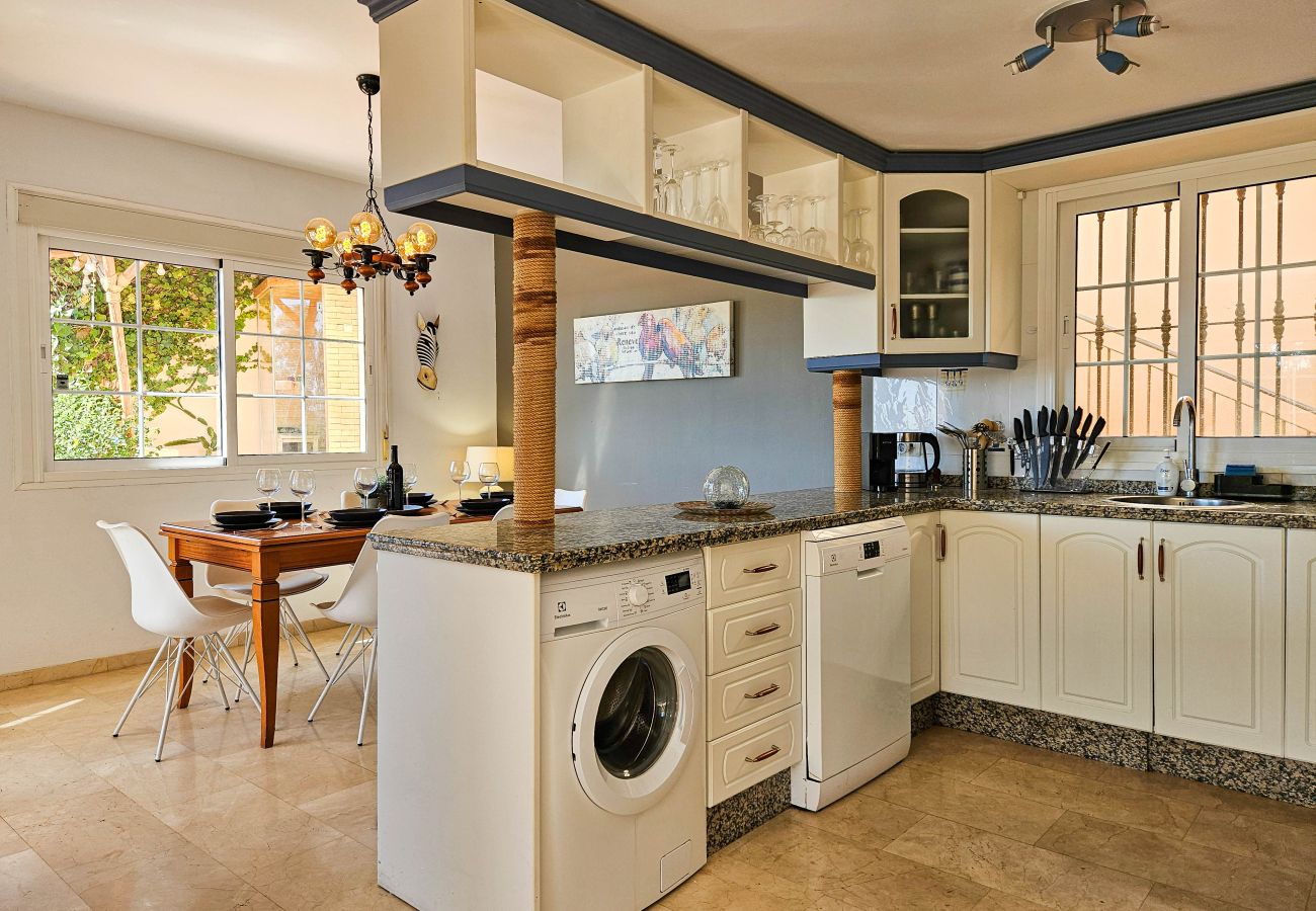 Villa in Fuengirola - Villa Eva with private pool in Torreblanca