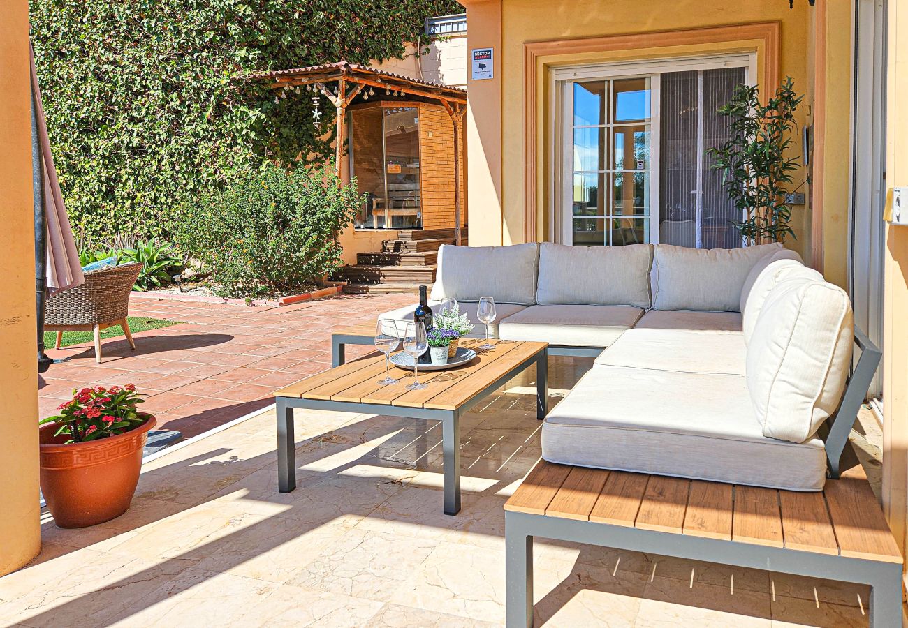 Villa in Fuengirola - Villa Eva with private pool in Torreblanca