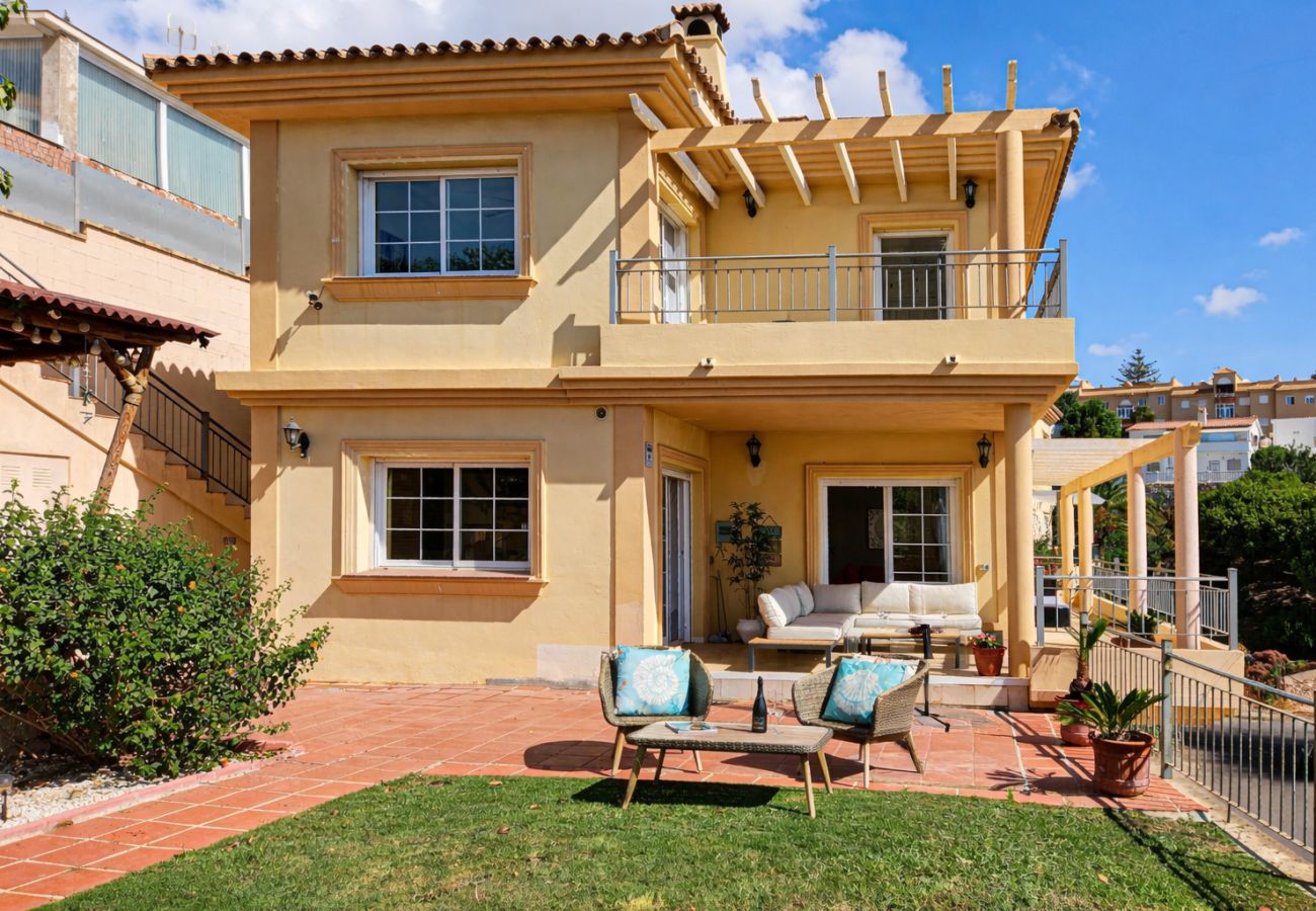 Villa in Fuengirola - Villa Eva with private pool in Torreblanca