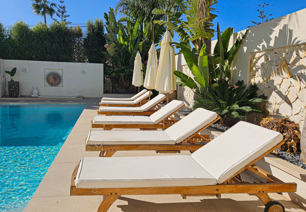 Villa in Mijas Costa - Villa with private pool and hot tub Mijas Costa