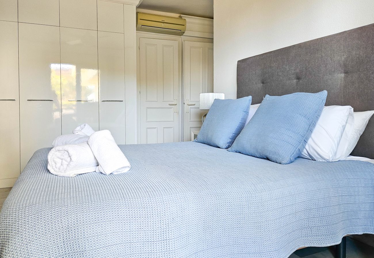 Apartment in Mijas Costa - Poolside apartment in Torrenueva close to beach