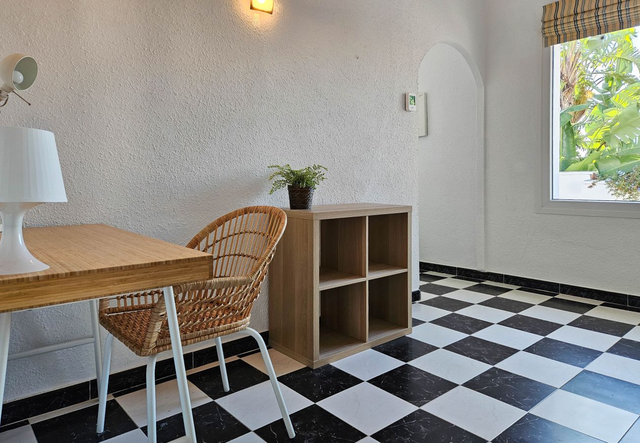 Villa in Mijas Costa - Villa with private pool & stunning sea views