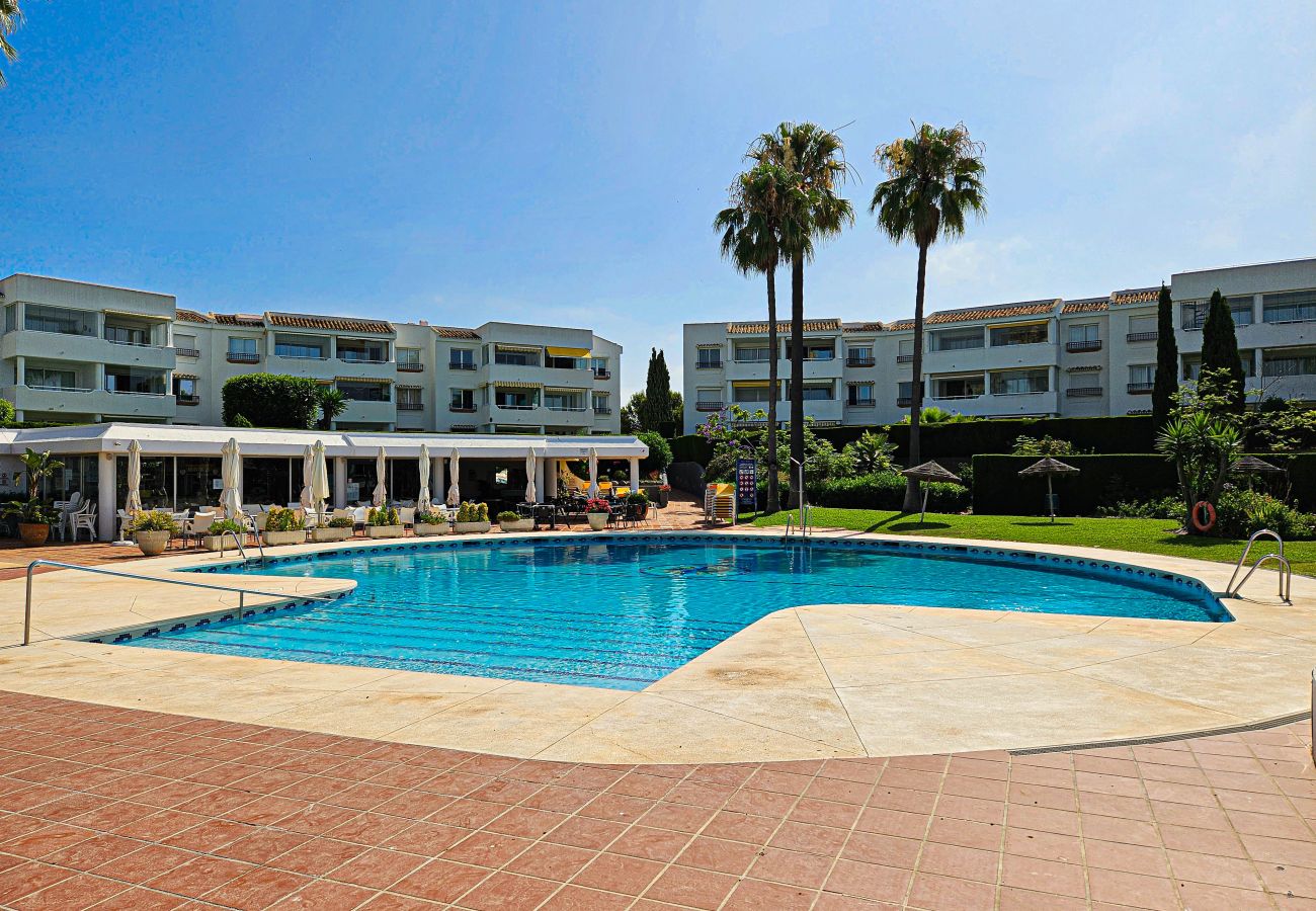 Apartment in Mijas Costa - Garden apartment in Monte B, Miraflores