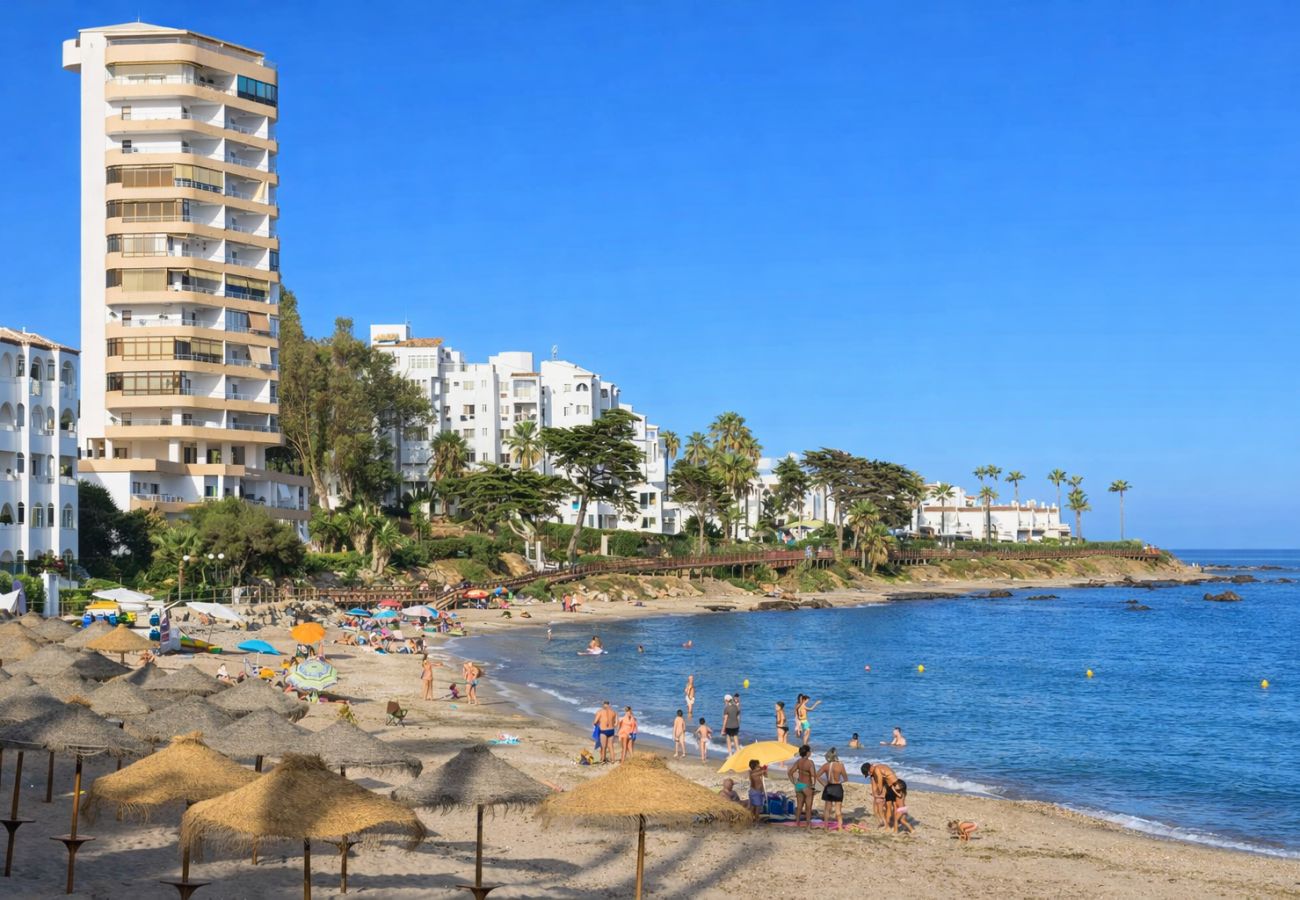 Apartment in Mijas Costa - Sunny Garden Apartment Miraflores, near beach