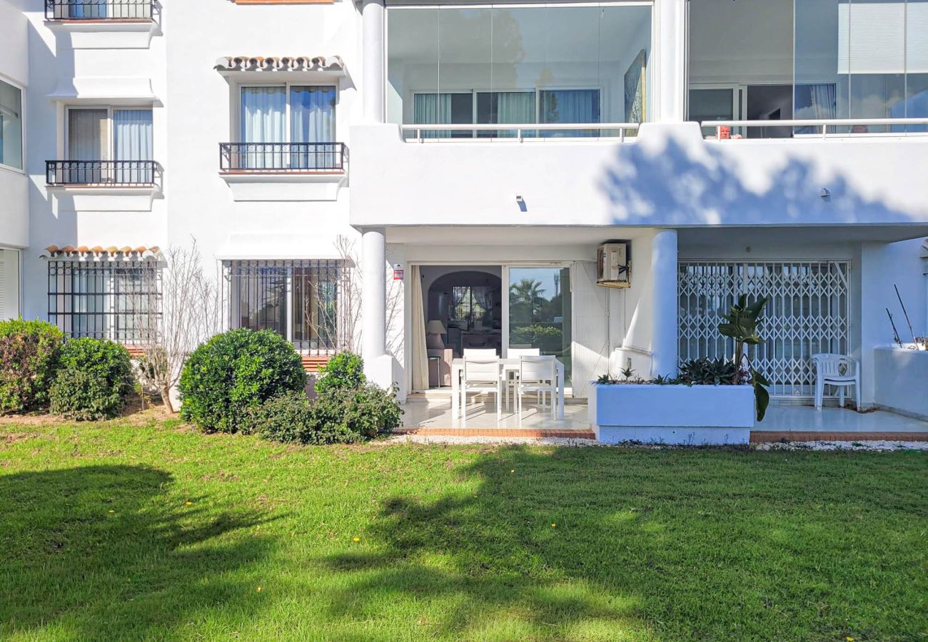 Apartment in Mijas Costa - Sunny Garden Apartment Miraflores, near beach