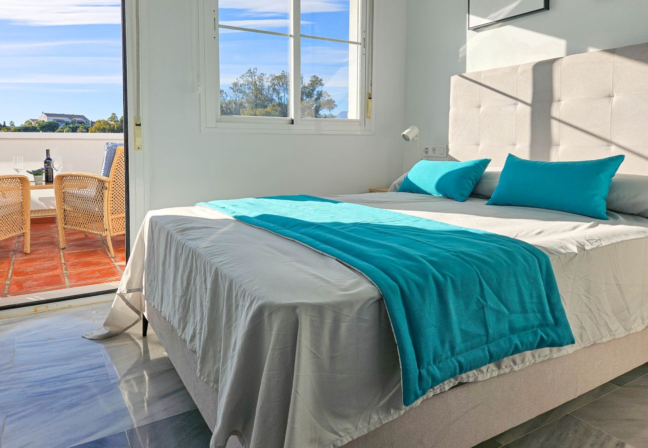 Villa in Marbella - 4 bedroom house with private pool near Cabopino