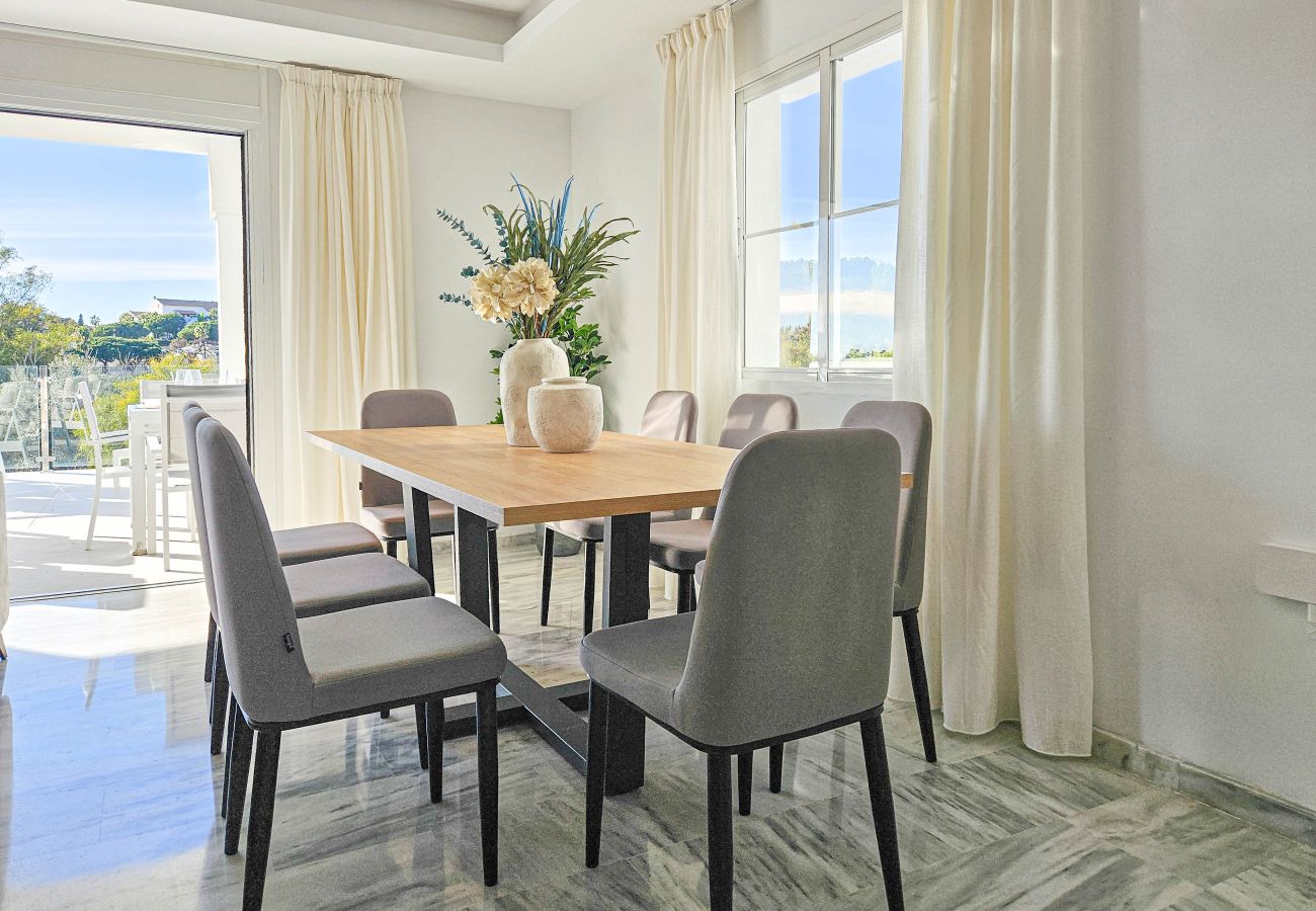 Villa in Marbella - 4 bedroom house with private pool near Cabopino