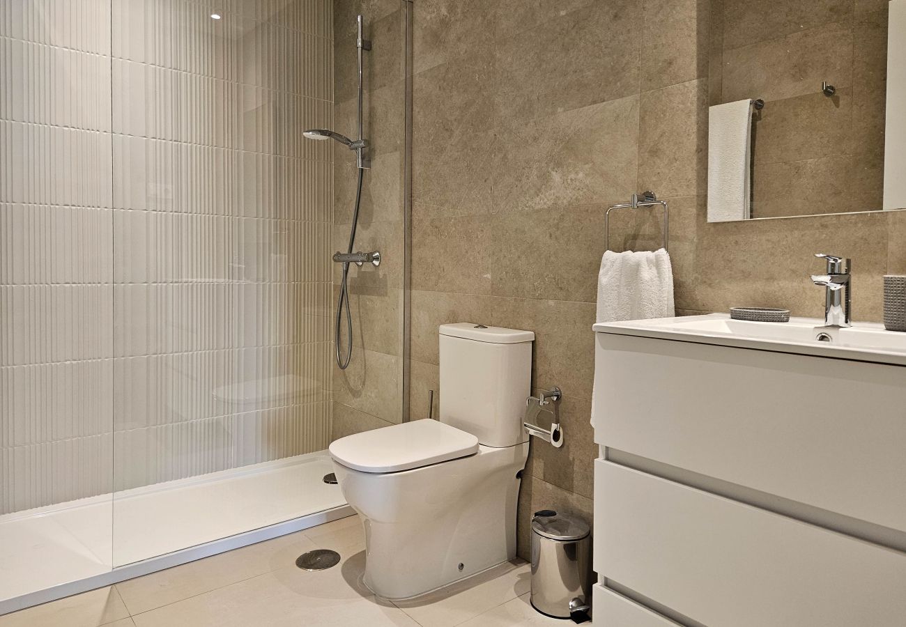 Apartment in Málaga - Apartment in central Malaga with rooftop pool