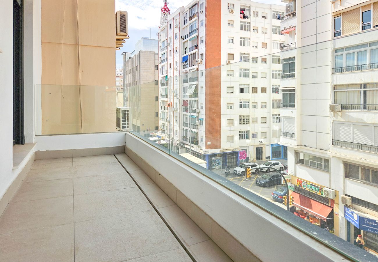 Apartment in Málaga - Apartment in central Malaga with rooftop pool