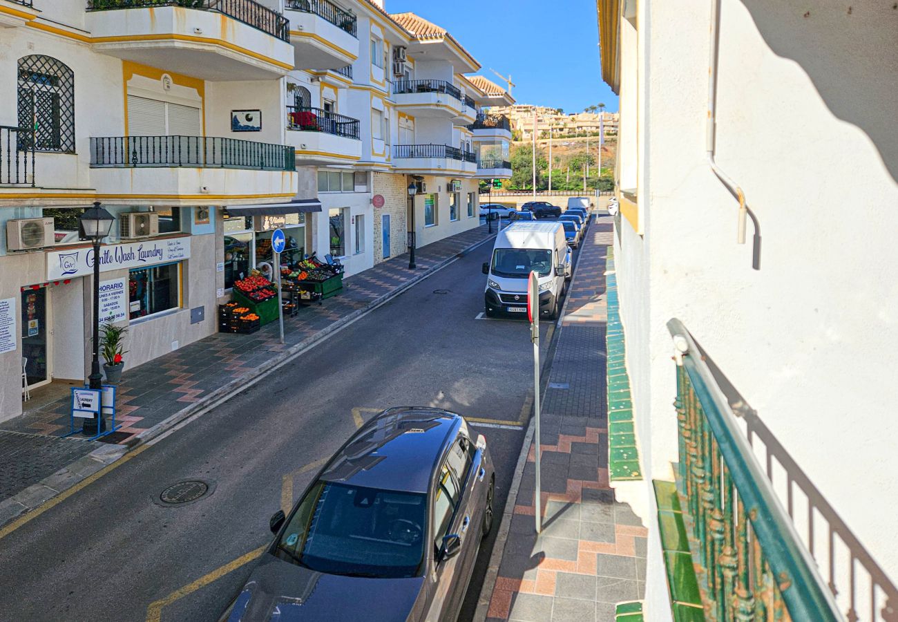 Apartment in Mijas Costa - Apartment in centre of La Cala, 200 metres from beach