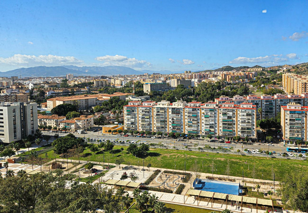 Apartment in Málaga - Urban Sky North Tower apartment, Malaga centre