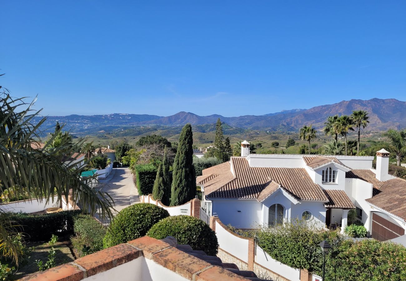 Villa in Mijas Costa - 3 Bedroom villa with private pool in Voltecado