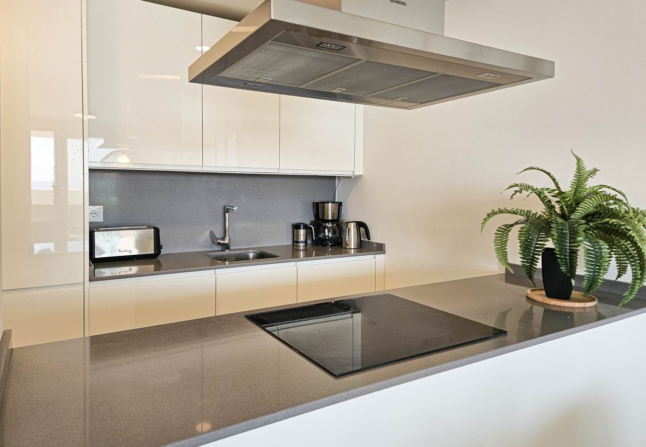 Apartment in Fuengirola - Seaview Apt at Higueron Resort 