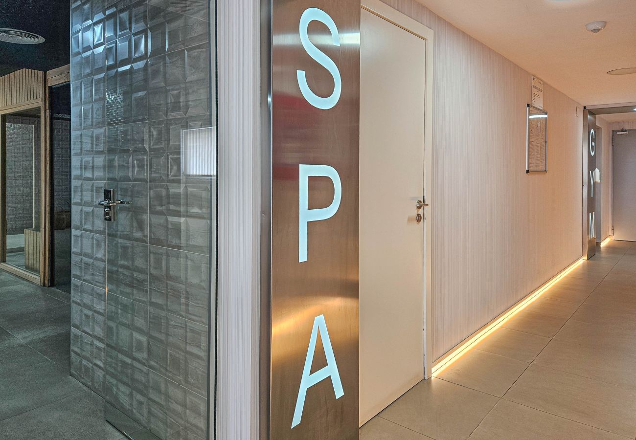 Apartment in Fuengirola - Seaview Apt at Higueron Resort 