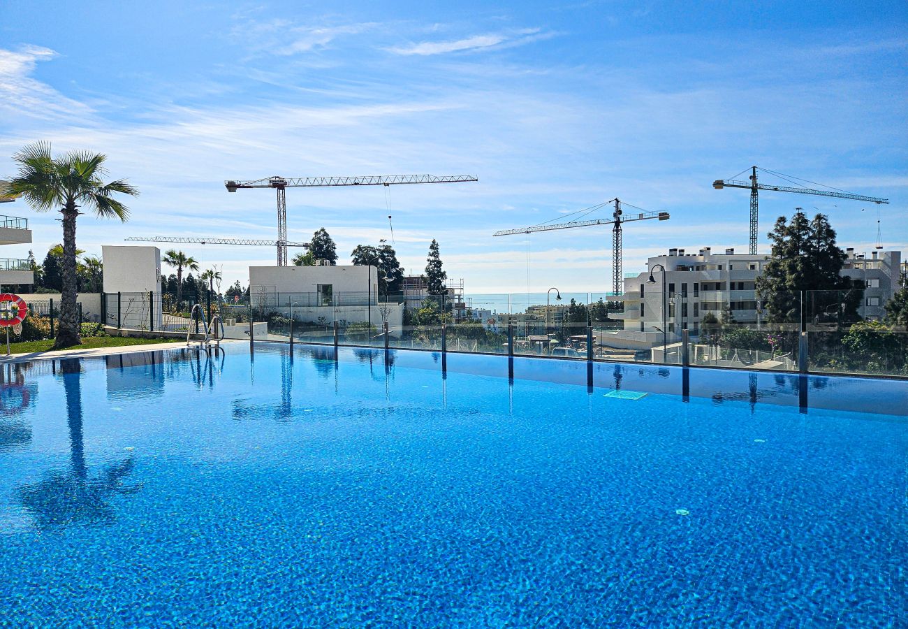Apartment in Mijas Costa - 3 bed apartment, sea view/3 pools,/gym/spa/padel 