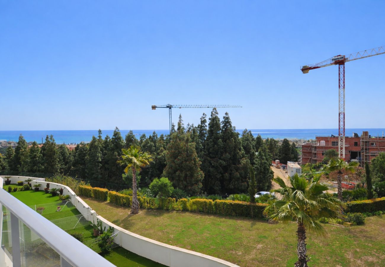 Apartment in Mijas Costa - 3 bed apartment, sea view/3 pools,/gym/spa/padel 