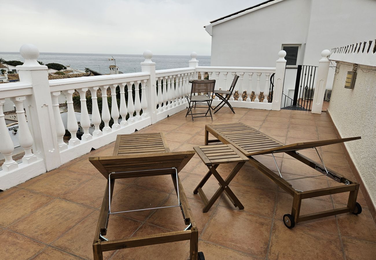 Villa in Mijas Costa - 3 bedroom villa, private pool, Las Farolas