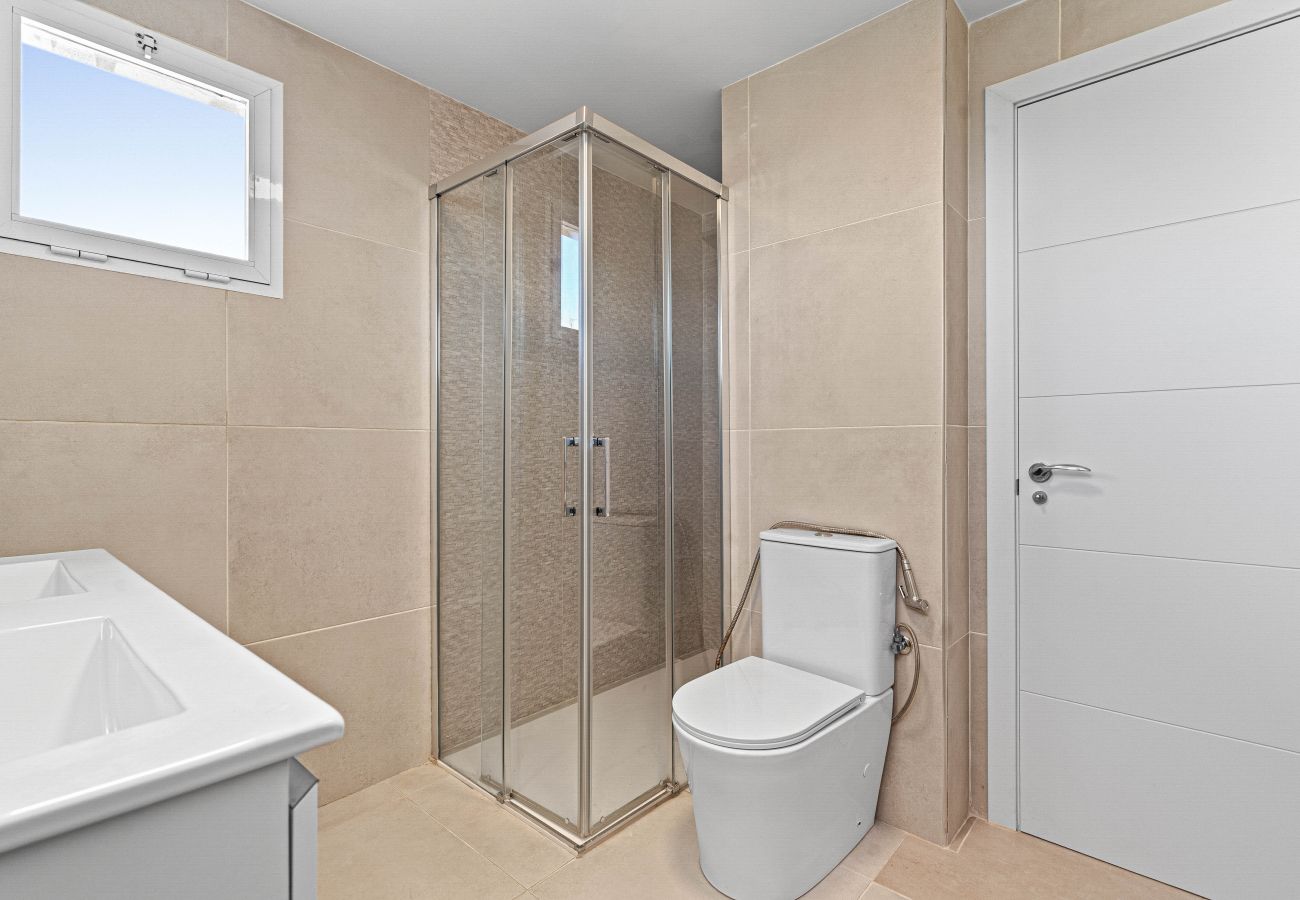 Apartment in Mijas Costa - Spacious 2 bed penthouse apartment, sea views