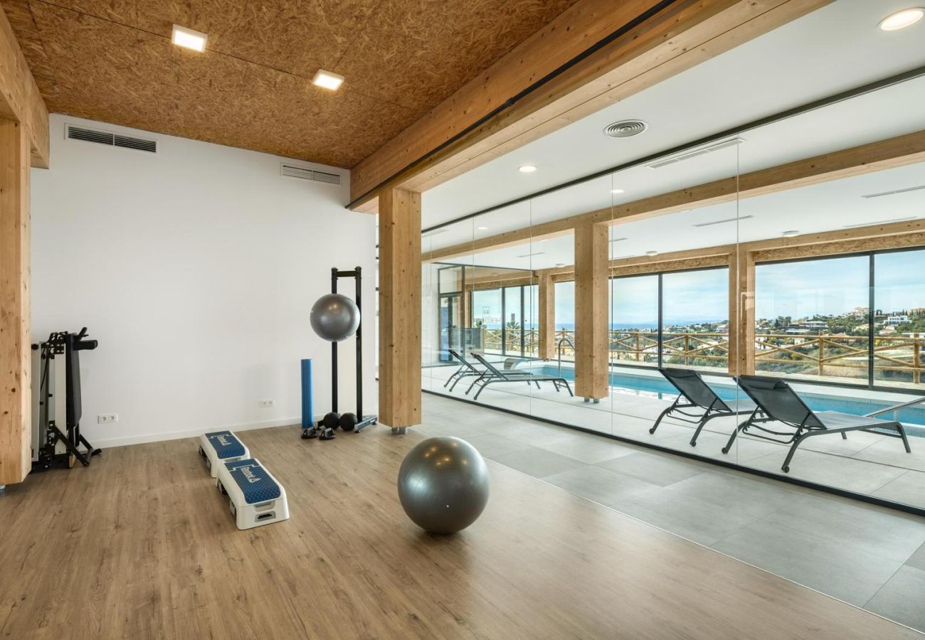 Apartment in Benahavís - Pueblo Paraiso Apt, 6 pools, gym & spa