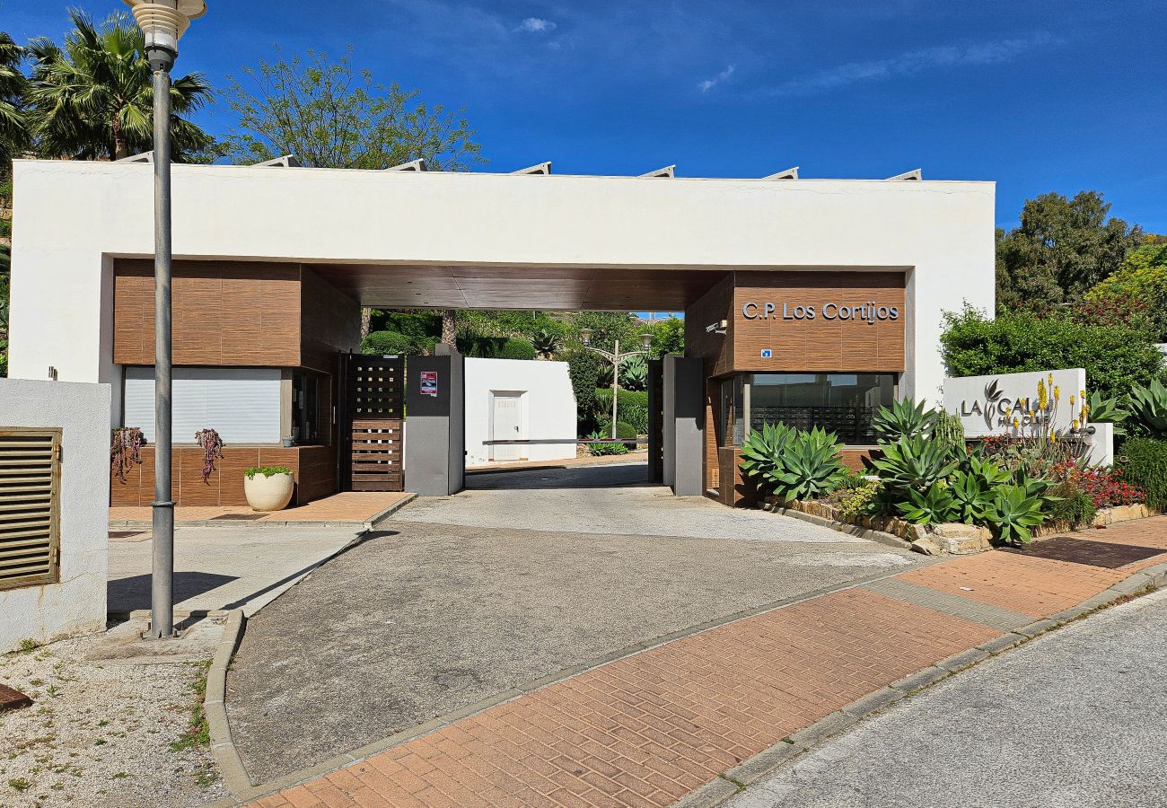 Apartment in Mijas Costa - La Cala Apartment, 3 pools, gym, sauna