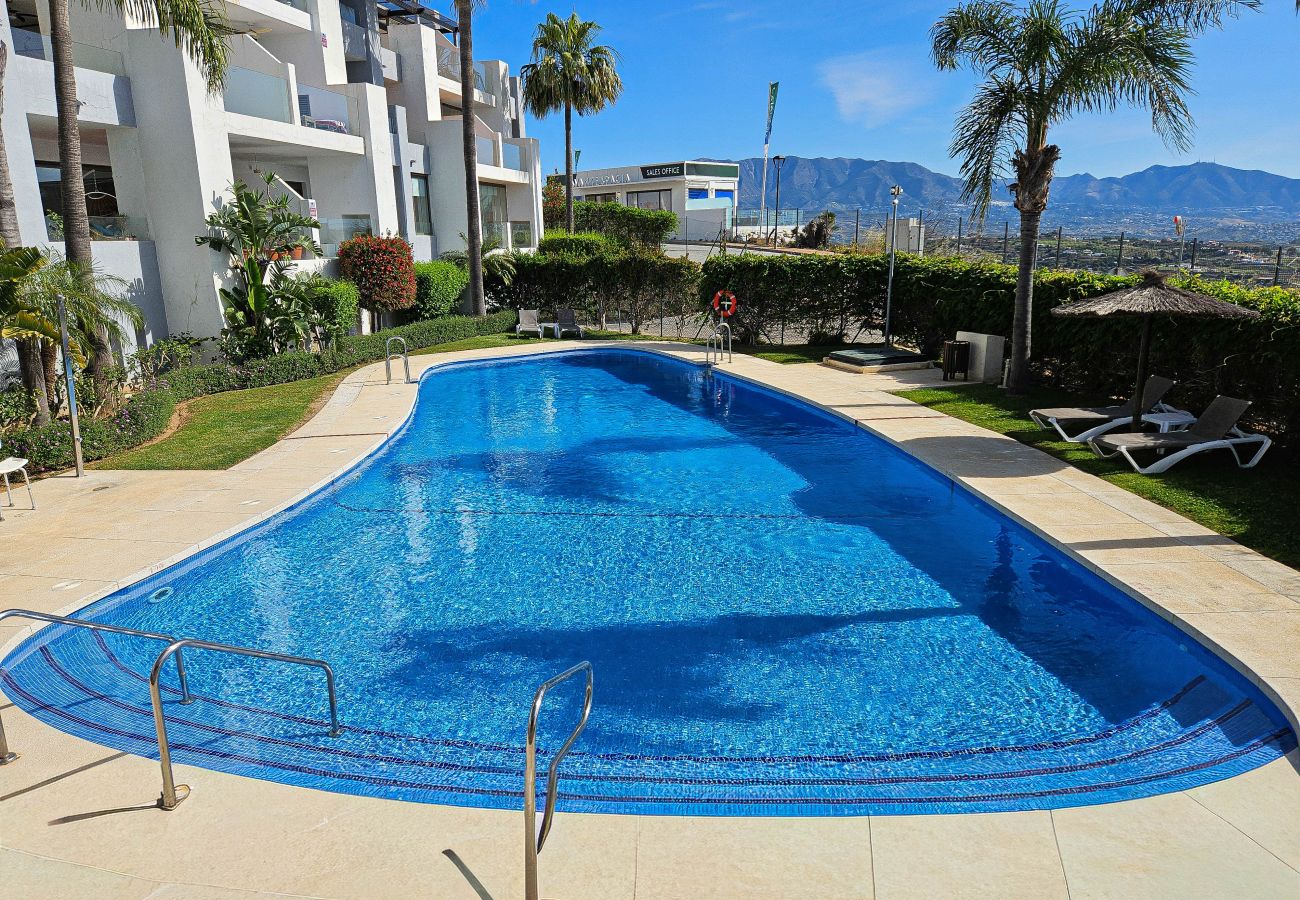 Apartment in Mijas Costa - La Cala Apartment, 3 pools, gym, sauna
