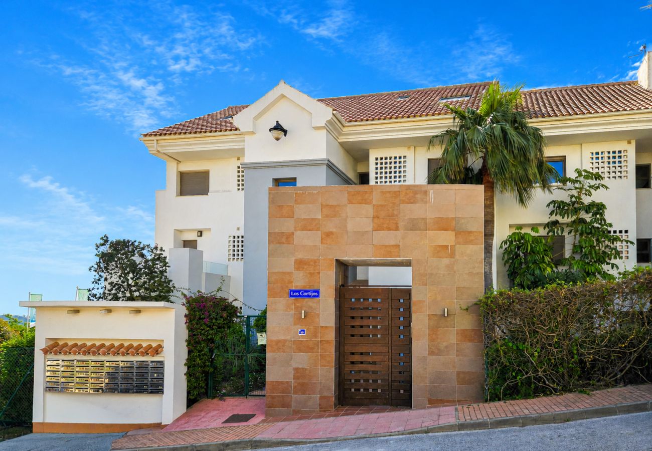 Apartment in Mijas Costa - La Cala Apartment, 3 pools, gym, sauna