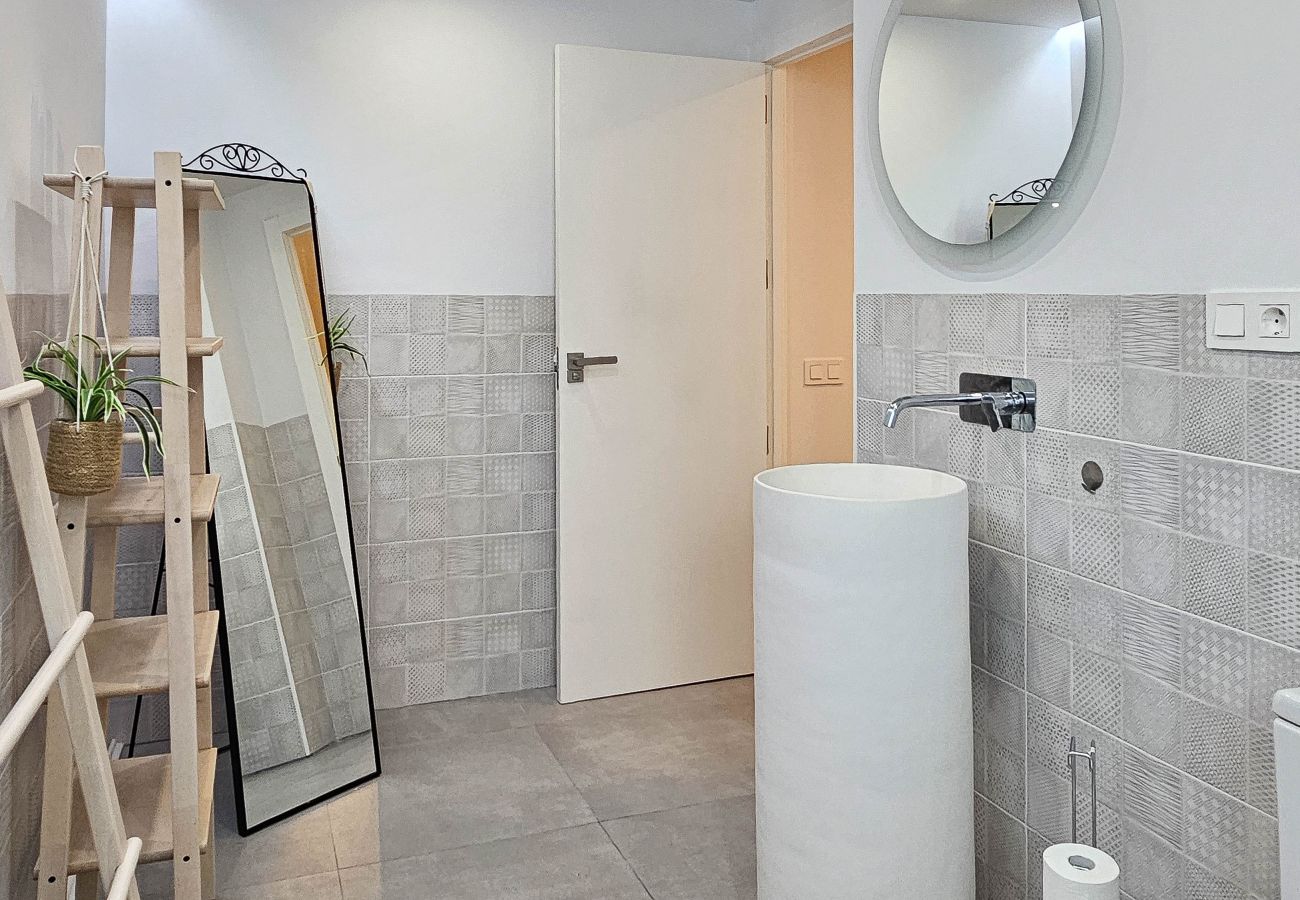 Apartment in Mijas Costa - One bedroom garden apartment, Calahonda