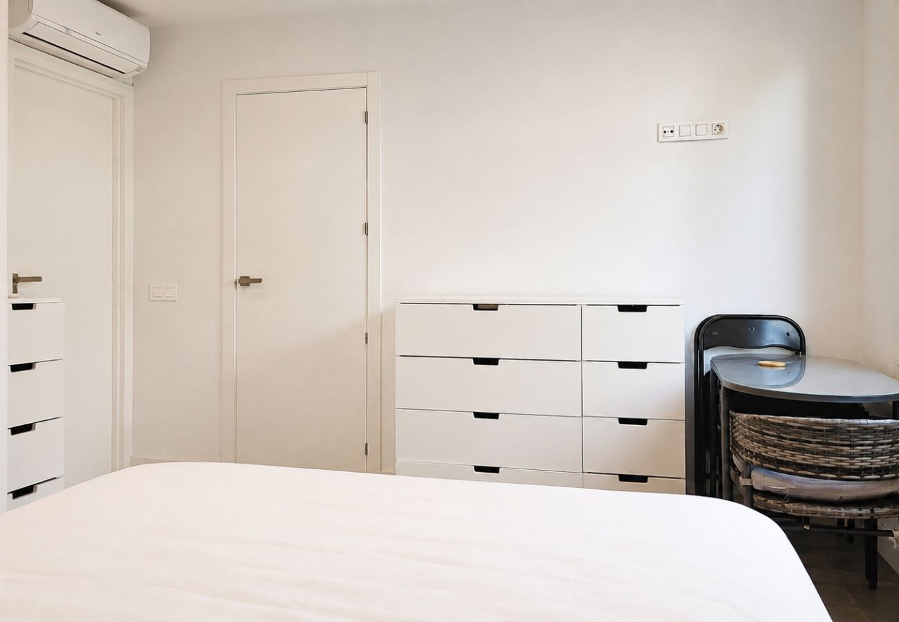 Apartment in Mijas Costa - One bedroom garden apartment, Calahonda