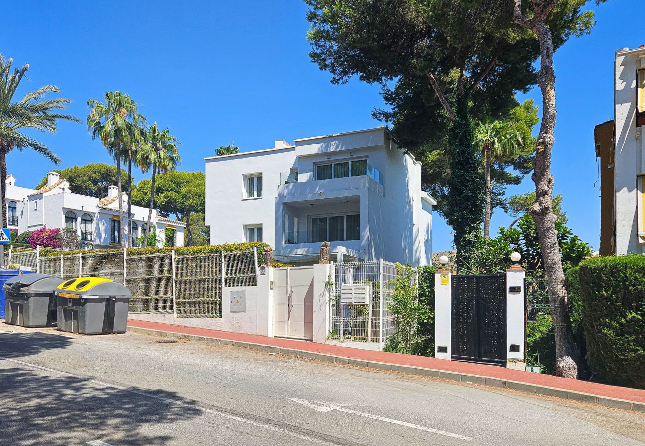 Apartment in Mijas Costa - One bedroom garden apartment, Calahonda