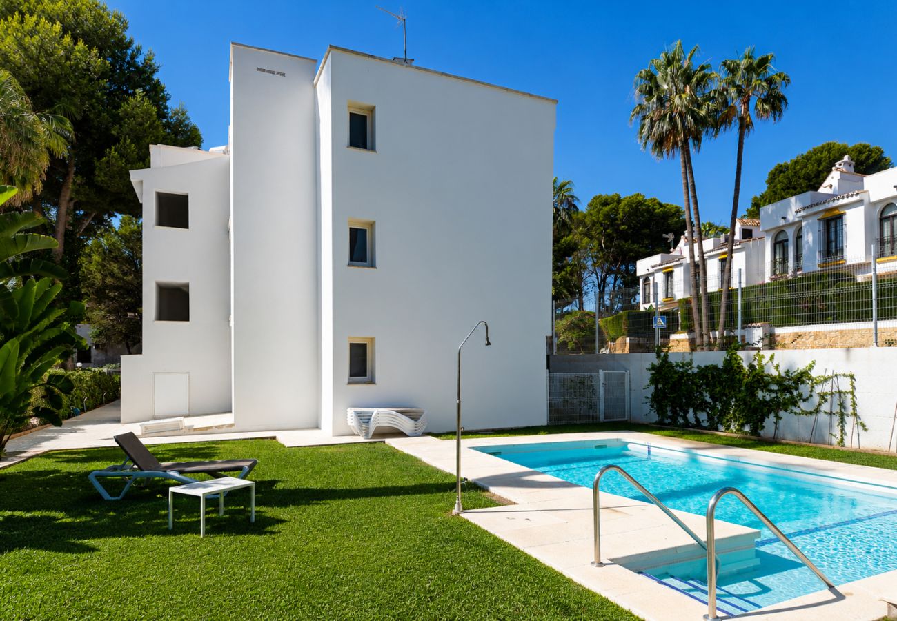 Apartment in Mijas Costa - One bedroom garden apartment, Calahonda